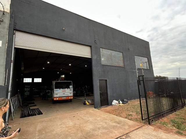 #84 - Barracão para Venda em Paranavaí - PR - 2