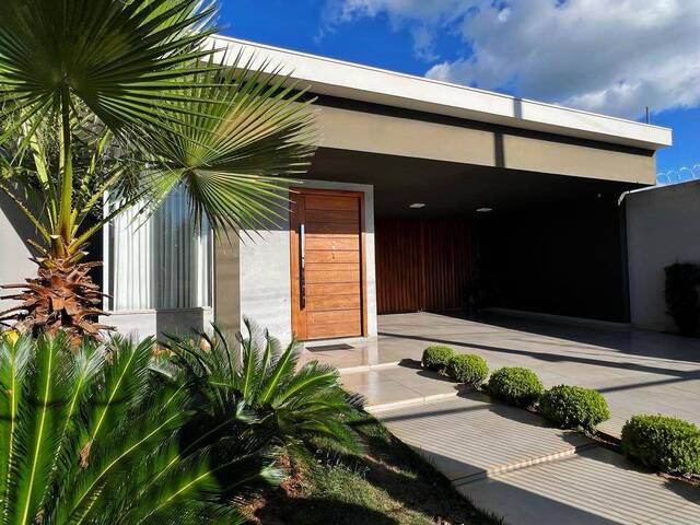 #95 - Casa para Venda em Paranavaí - PR - 1