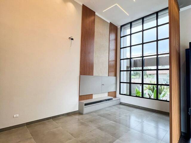 #65 - Casa para Venda em Paranavaí - PR - 2