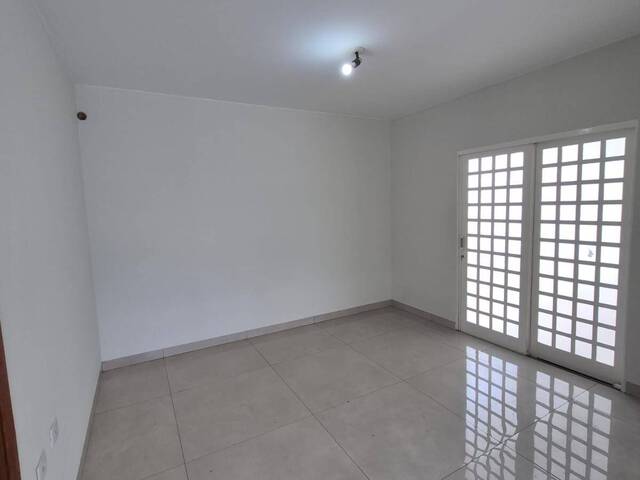 Casa para Locação em Paranavaí - 4