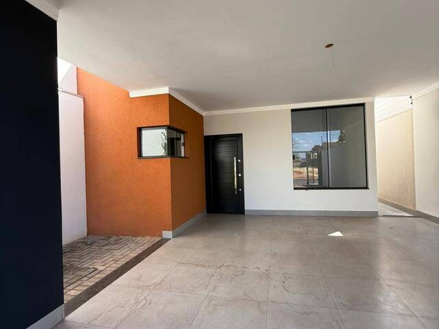 #38 - Casa para Venda em Paranavaí - PR