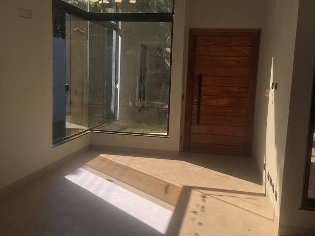 Casa para Venda em Paranavaí - 5