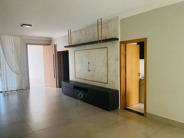 Casa para Locação em Paranavaí - 3